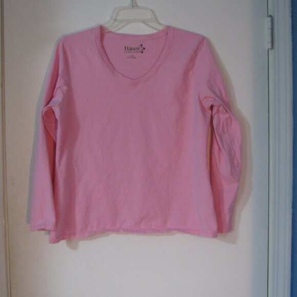 * 2/$10 Hanes Blouse T Tee Large EUC Pink Long Sleeves Stretch Tshirt - Picture 1 of 3